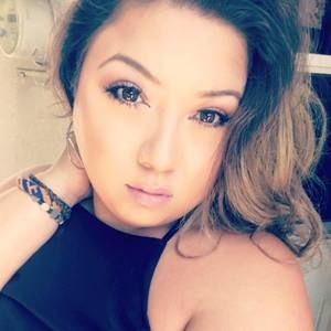 Meet your Posher, Vanessa